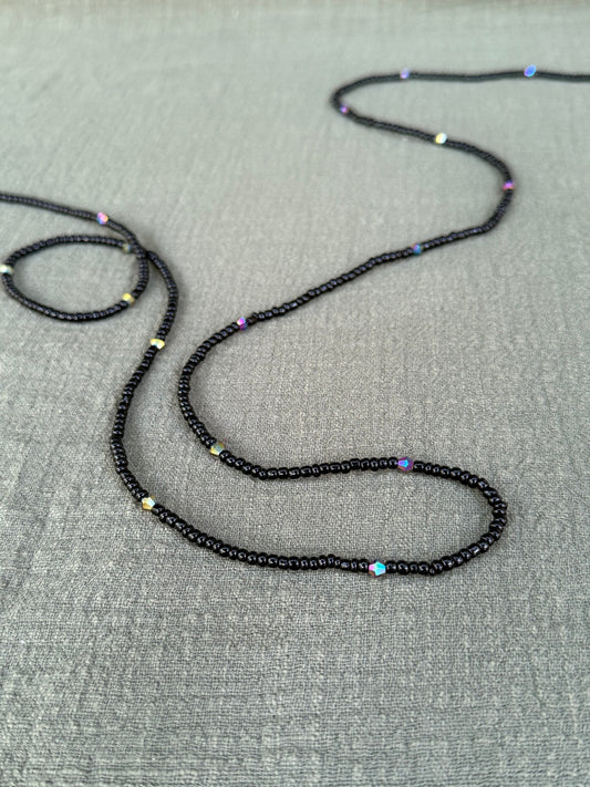 Black Pearl waist beads – handmade Ghanaian body jewelry by Tòma Lina